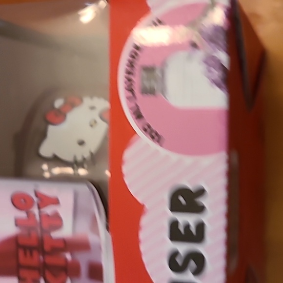 Hello Kitty reed diffuser - Picture 4 of 7